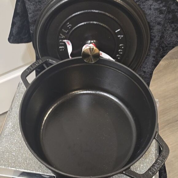 Staub 4Qt. Enameled Cast Iron Round Dutch Oven- Matte Black - Picture 12 of 12